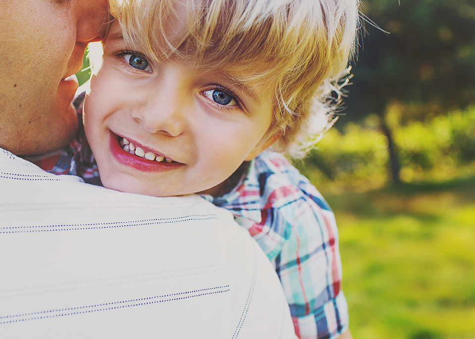 irvine jeffrey trail family session. boy and dad in park. family photo picture photography photographer orange county irvine los angeles san diego family portrait photography photographer